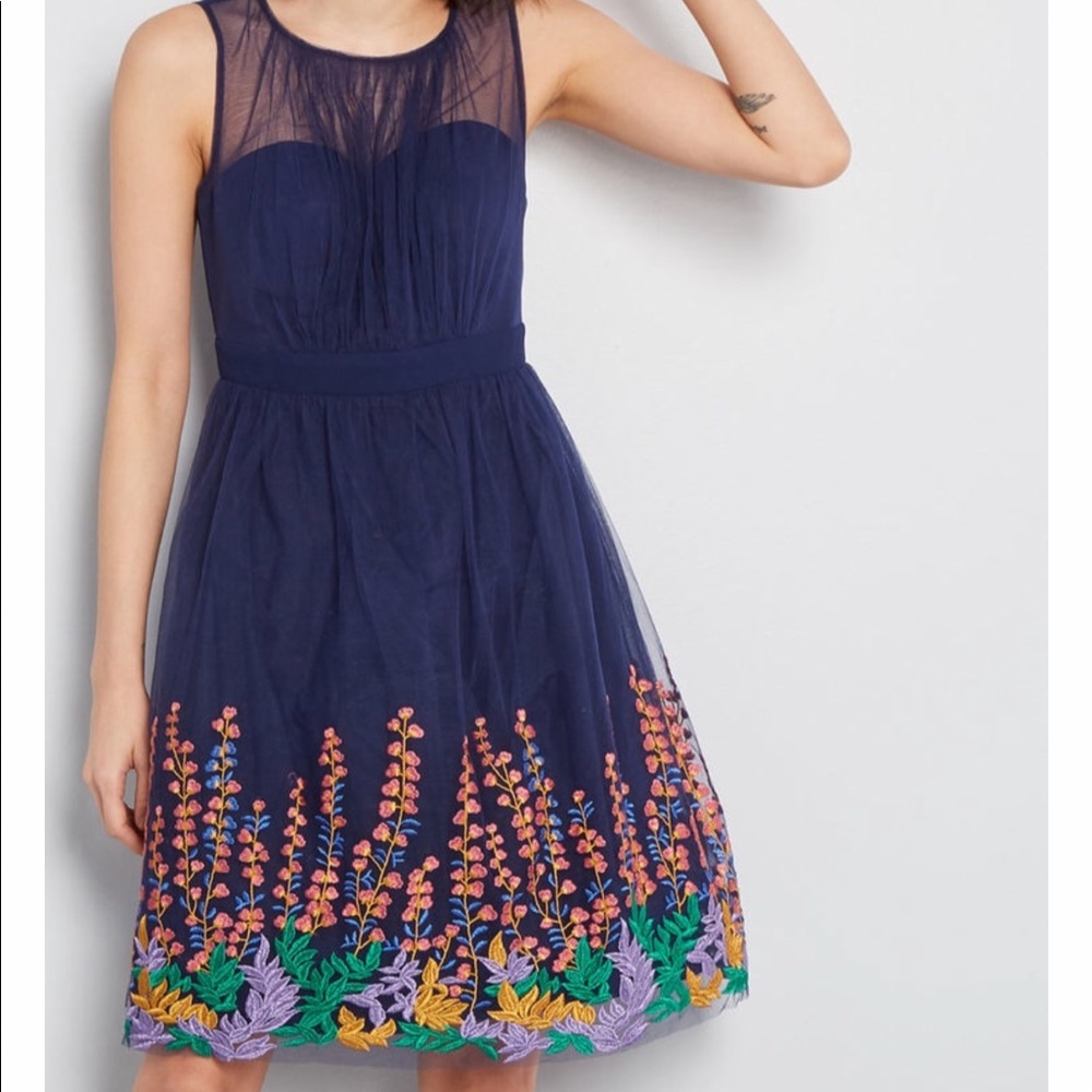 ModCloth NWOT size large dress